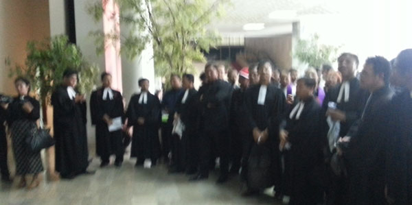 Pendeta Demo di Senayan
